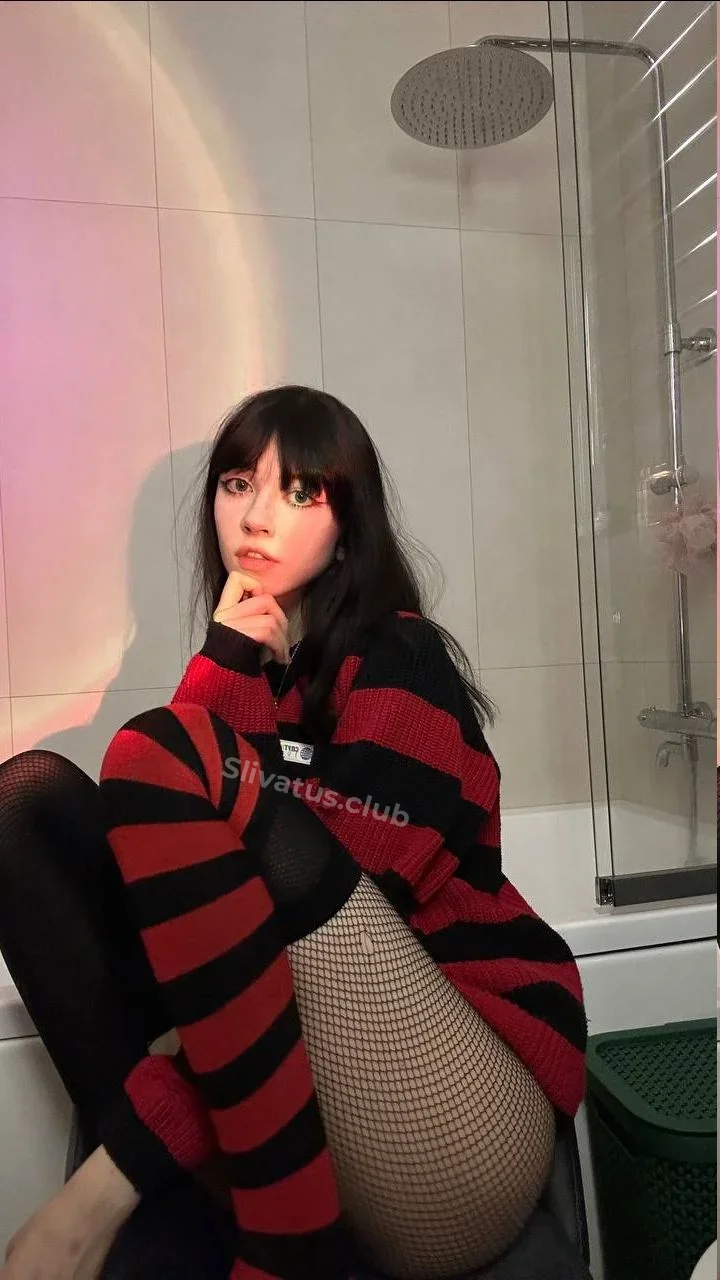18+ Эксклюзивный слив тиктокерши YourSmallDoll