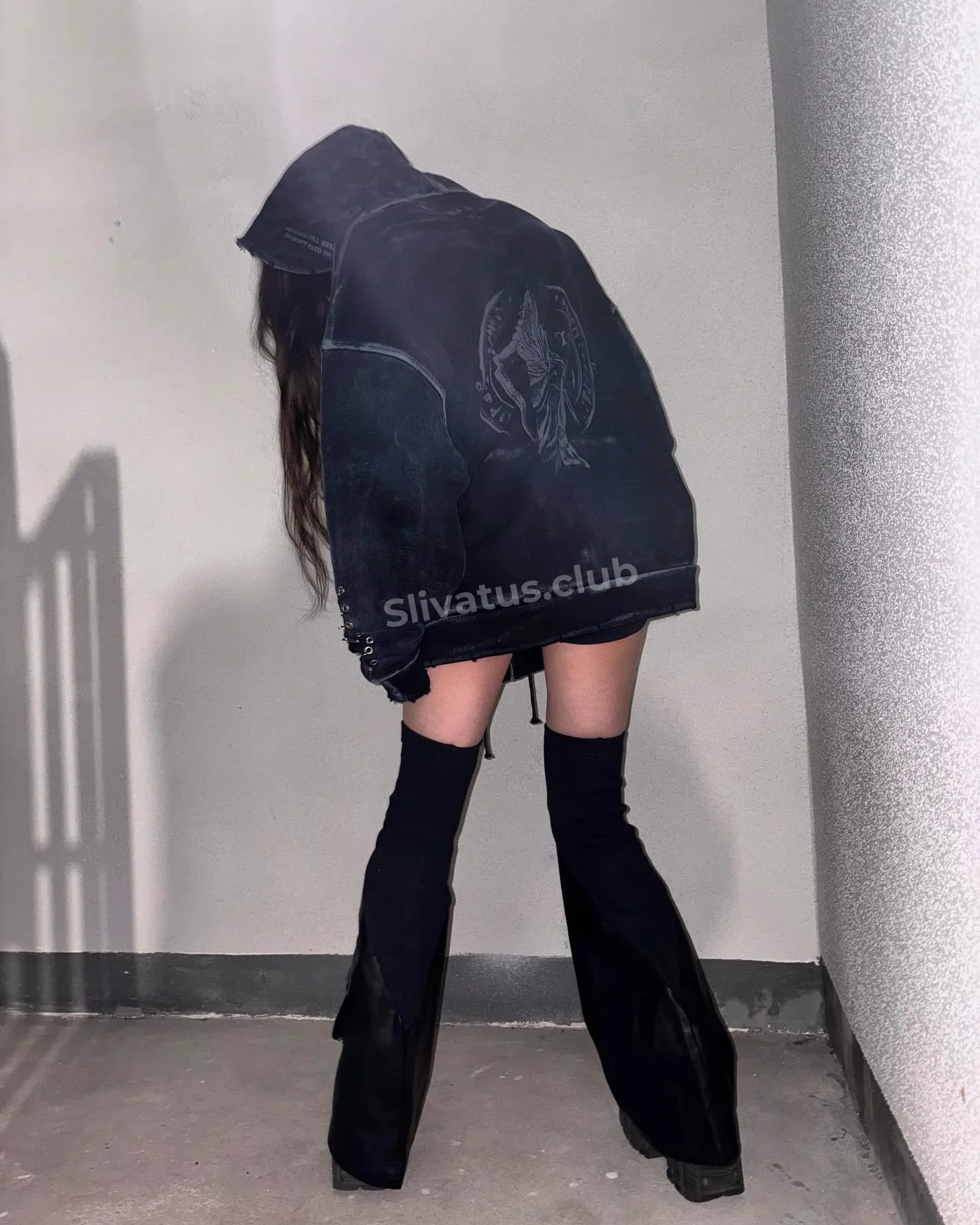 18+ Горячее фото тиктокерши янчк (yanchiiikstar)