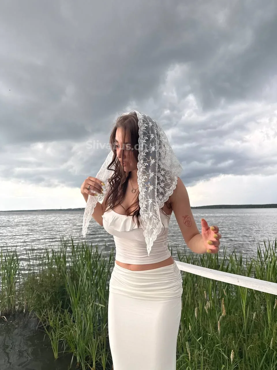 18+ Горячее фото тиктокерши bruksi17 (bruksiikk)