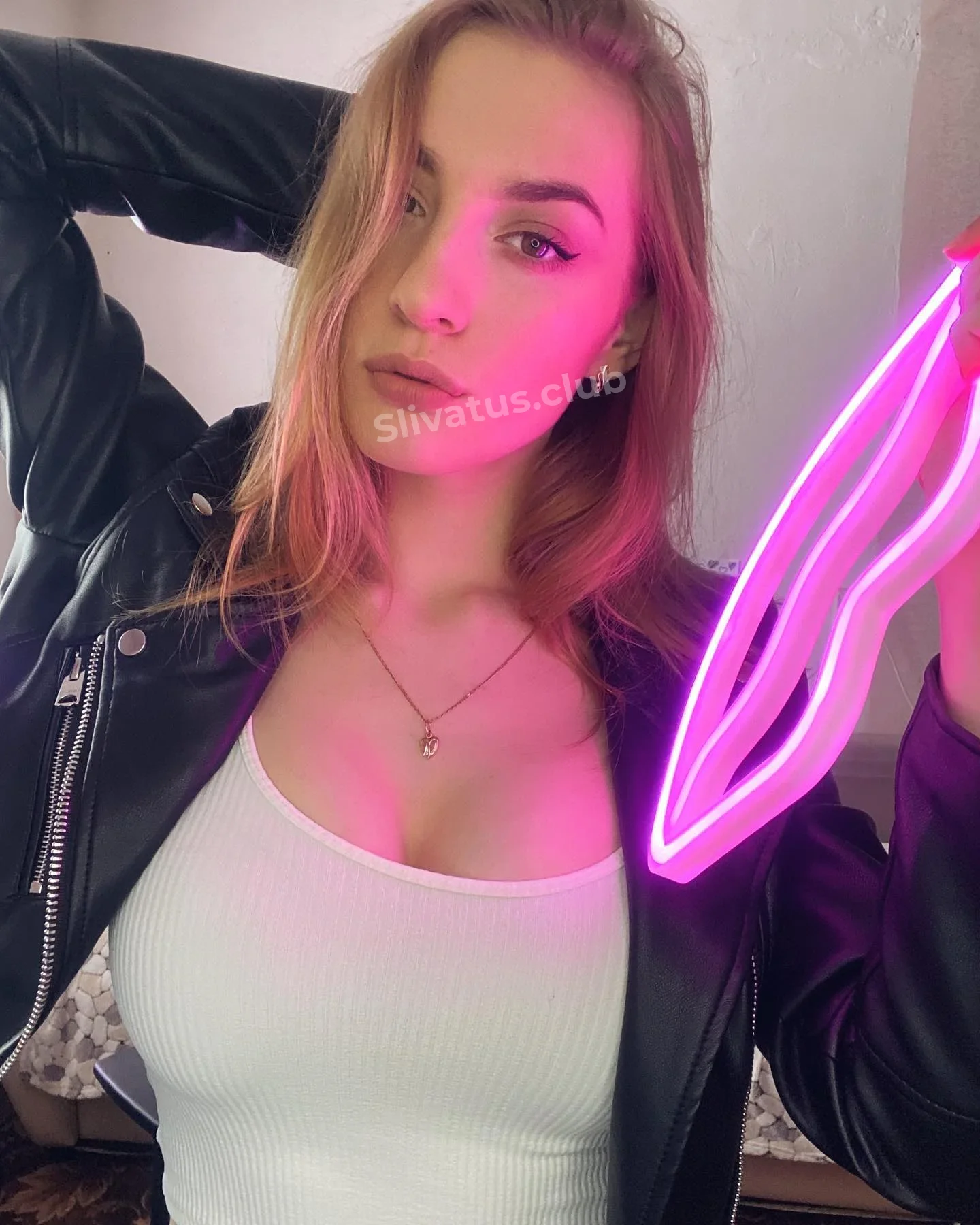18+ Слив блогерши popazik