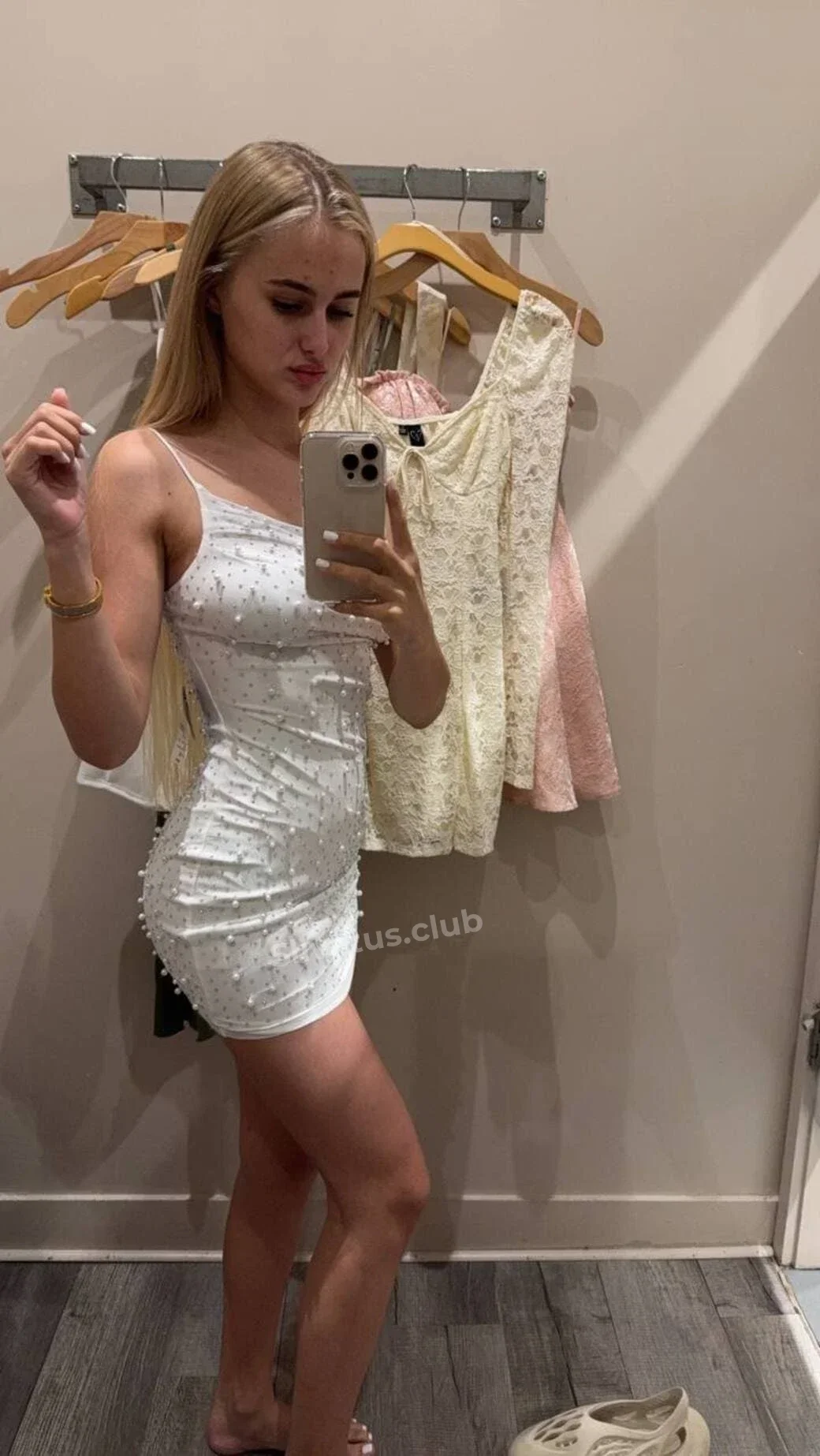 18+ Слив русских блогерш Арина Савастру