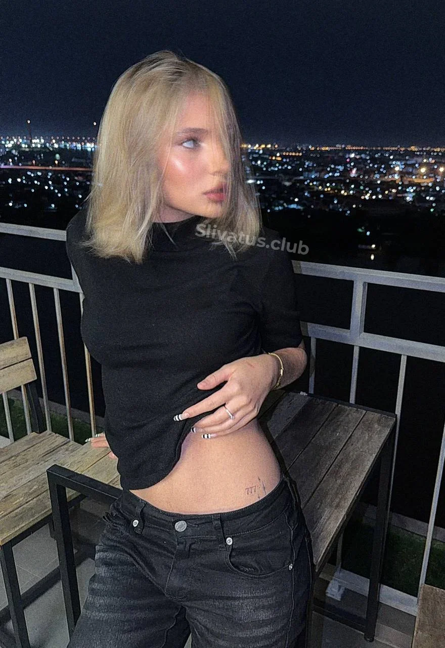18+ Слив русских тиктокерш  Миленка Королевка