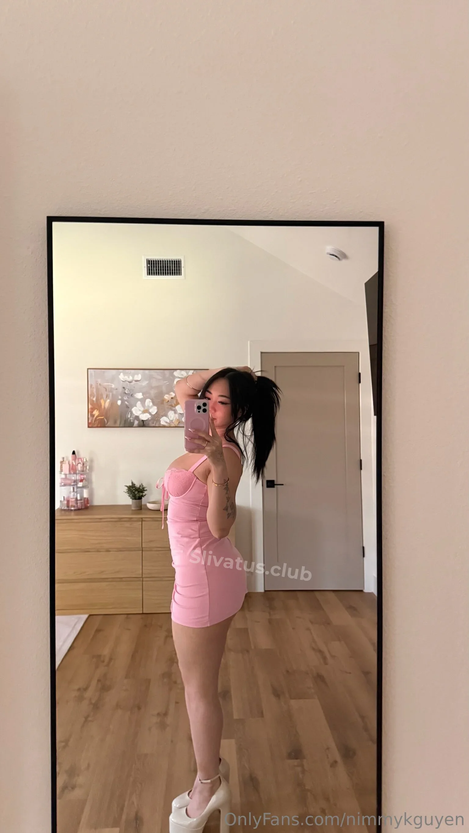 Без цензуры Слив интимного фото тиктокерши Kimmy (nimkguyen)