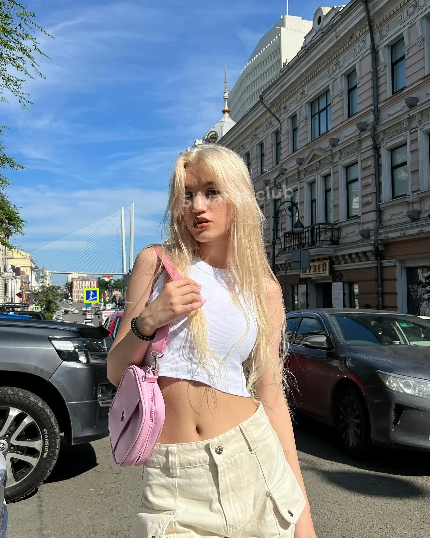 Эксклюзивный Горячее фото тиктокерши Polives (po1ives)