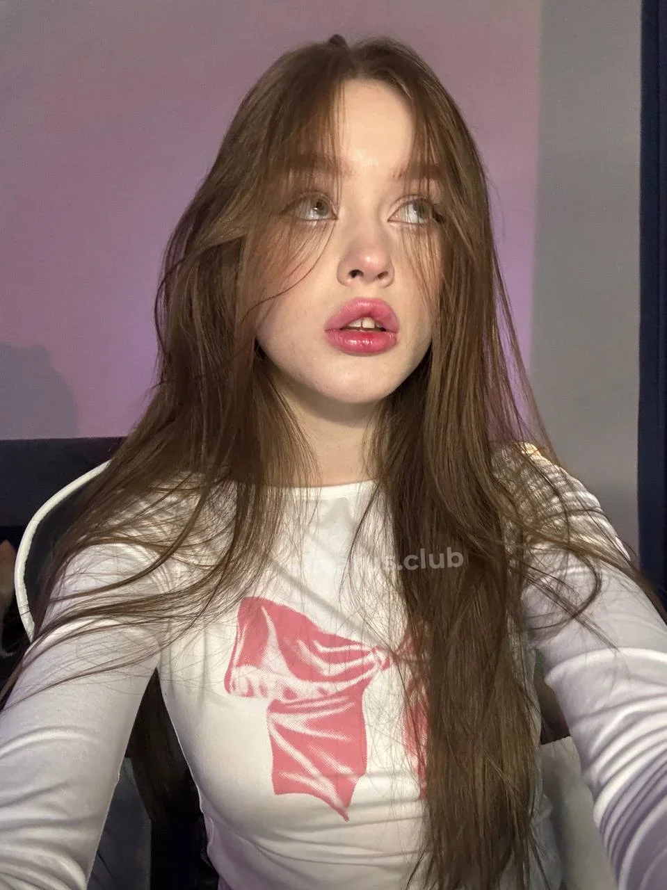 Эротическое фото тиктокерши Karachenskaya