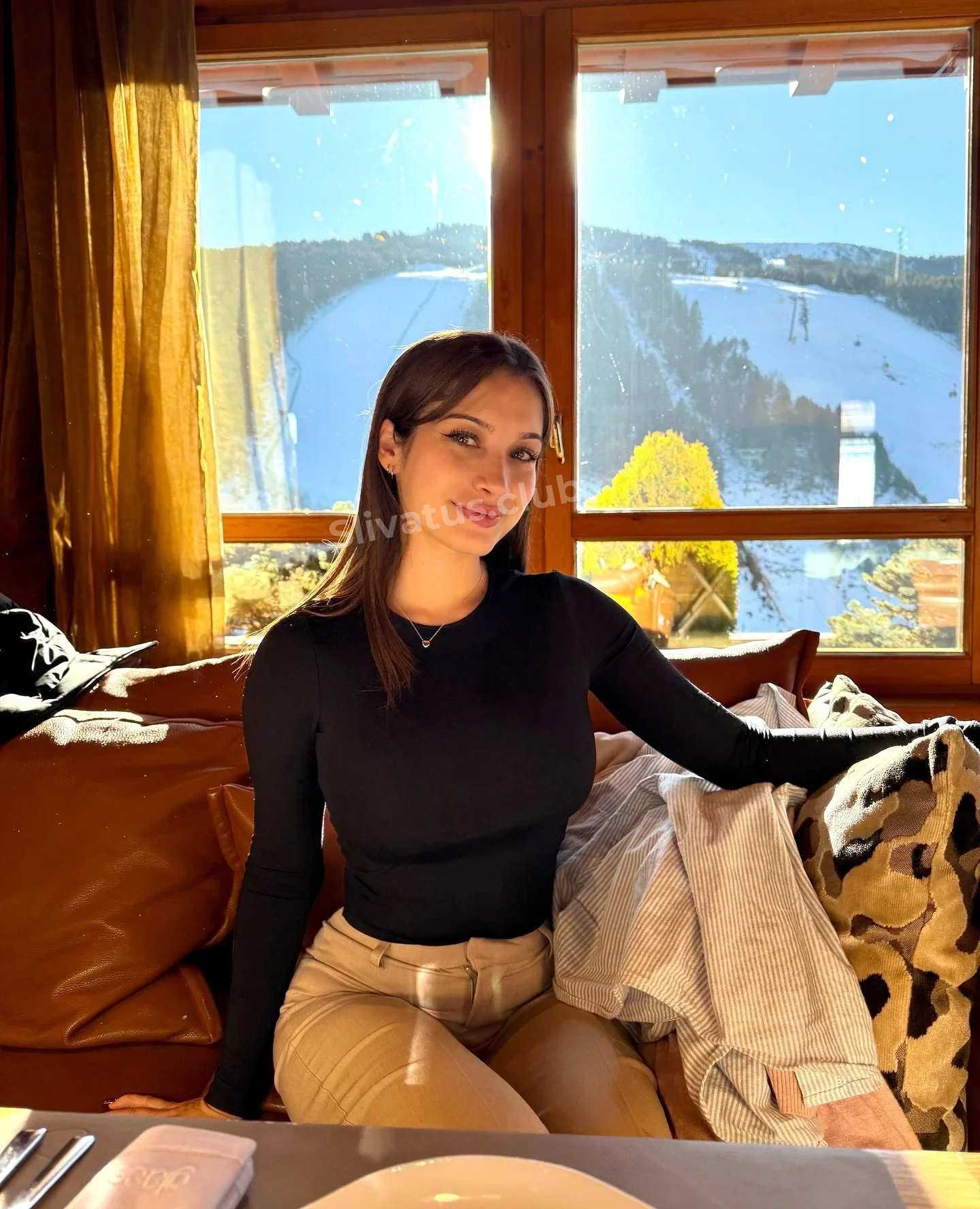 HD Слив фото блогерши Aku ASMR (akumasmr)