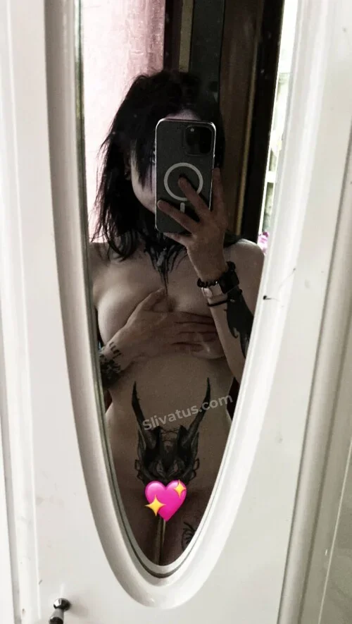 Интимный Слив фото тиктокерши tsukini_suka