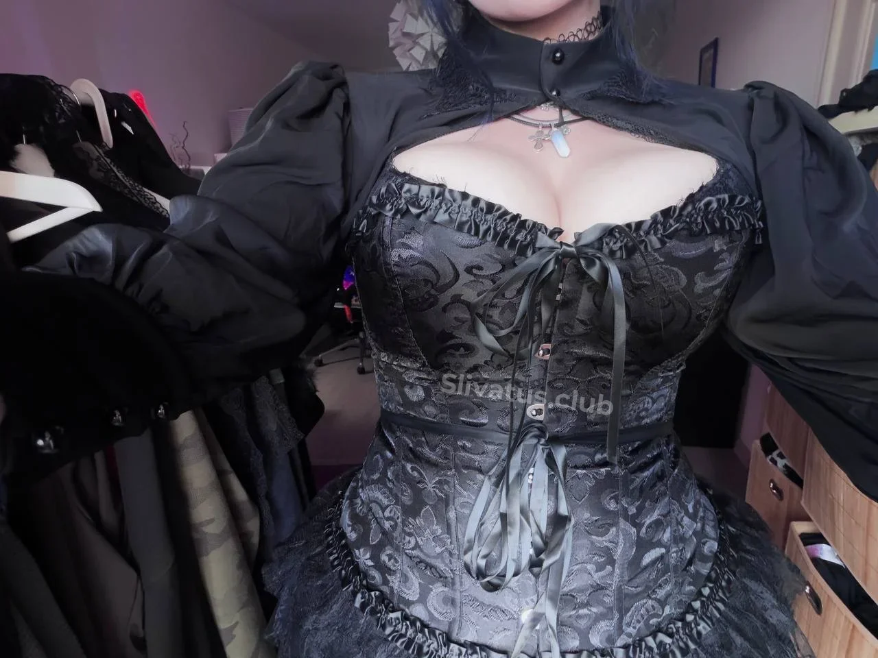 Интимный Свежий слив видео тиктокерши amina moonlight (ammoonlight)
