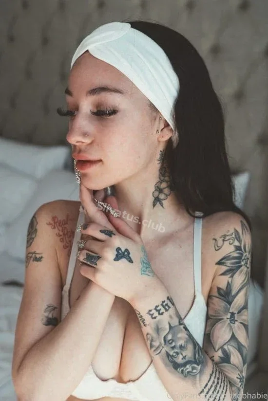 Новый Порно слив звезды Bhad Bhabie