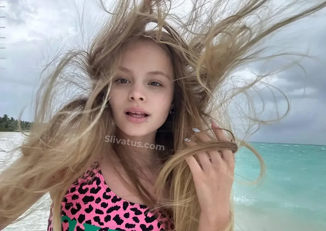 Новый Слив голой блогерши Милана Стар (Milana Star)