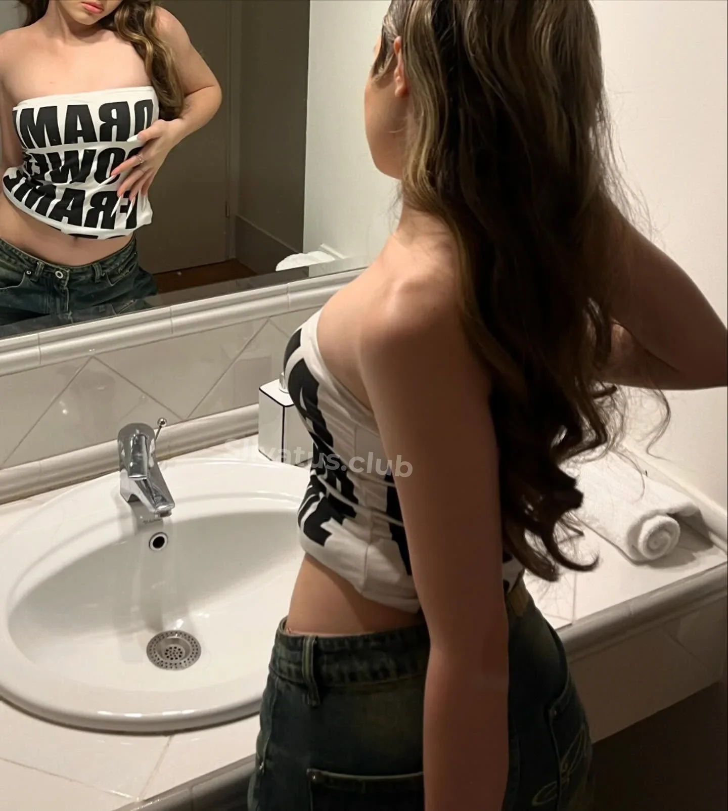 OnlyFans Обнаженное тело блогерши mibreoo