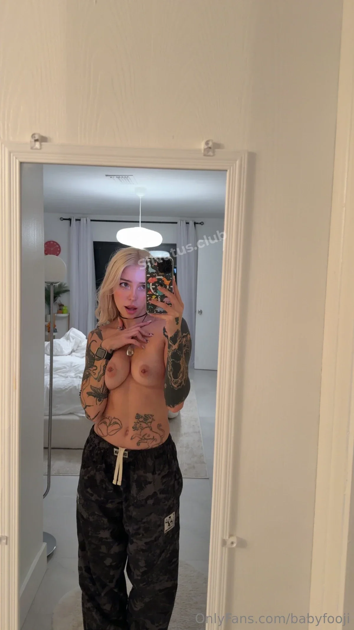 OnlyFans Порно слив модели Babyfooji