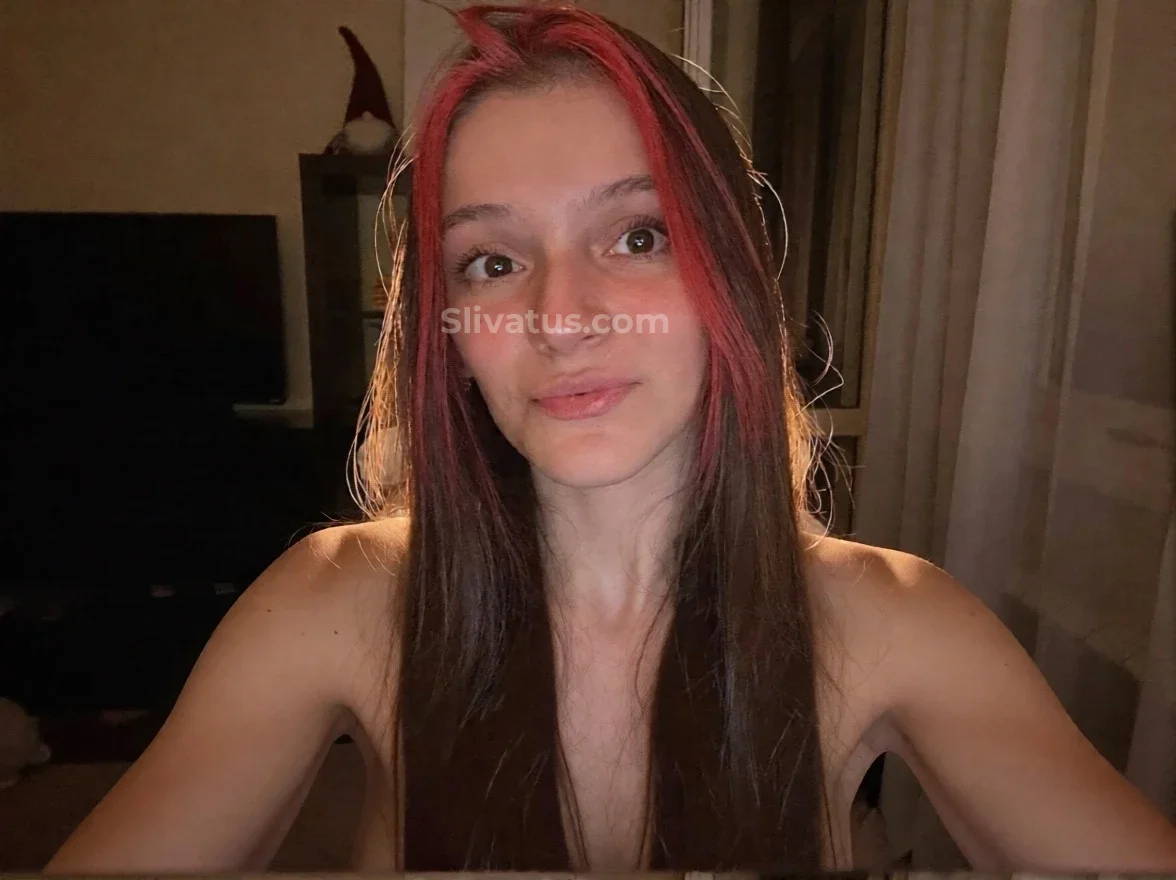 OnlyFans Слив интимного фото тиктокерши Мила Блин