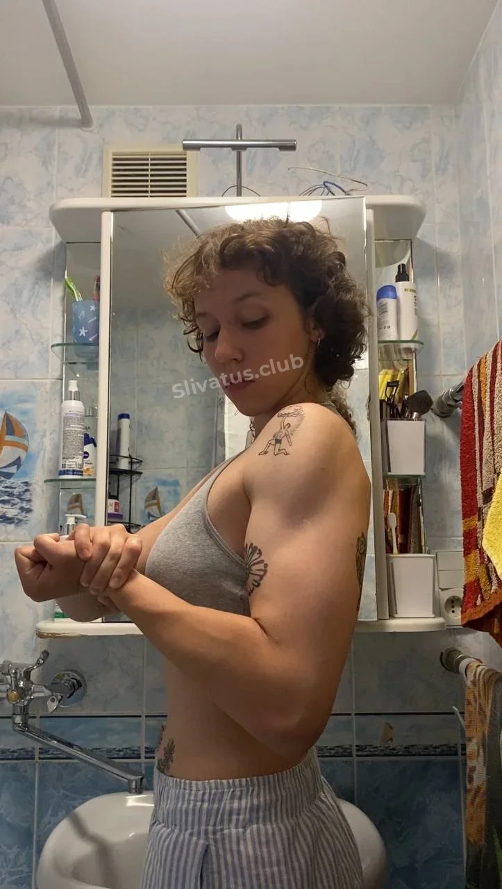 OnlyFans Свежий слив видео блогерши Mancuura (Манкура)