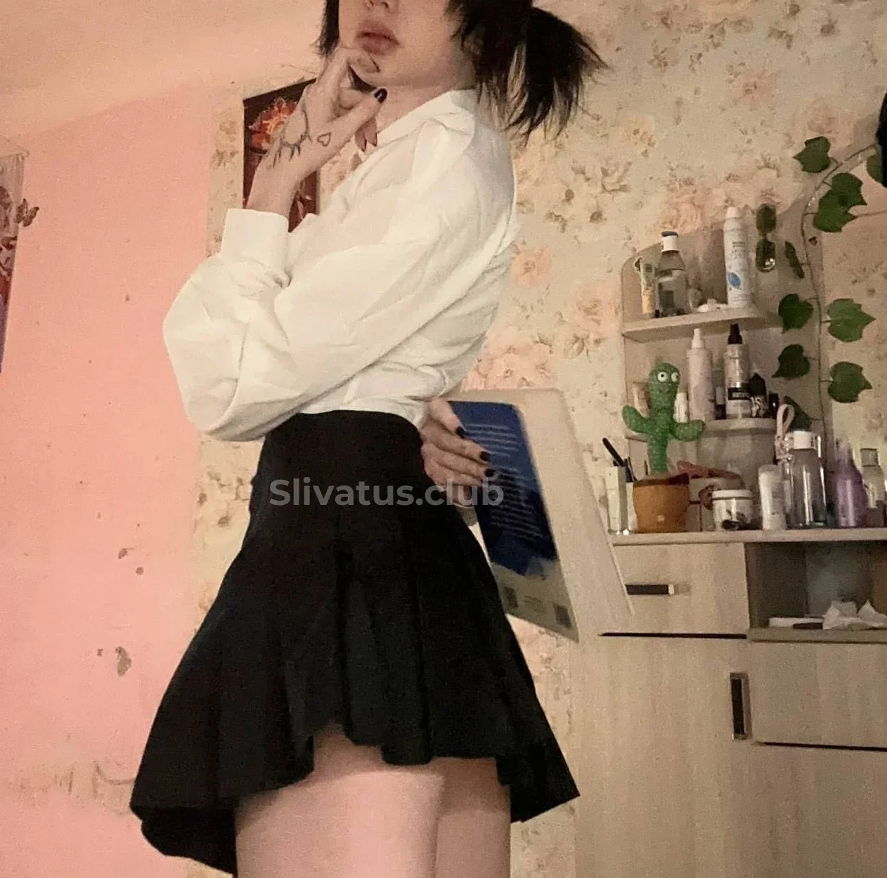 OnlyFans Свежий слив видео блогерши Skeleton888