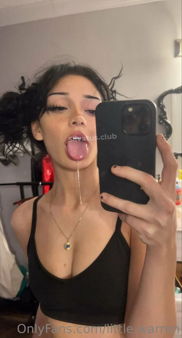 Популярной Слив модели Little Warren 18+