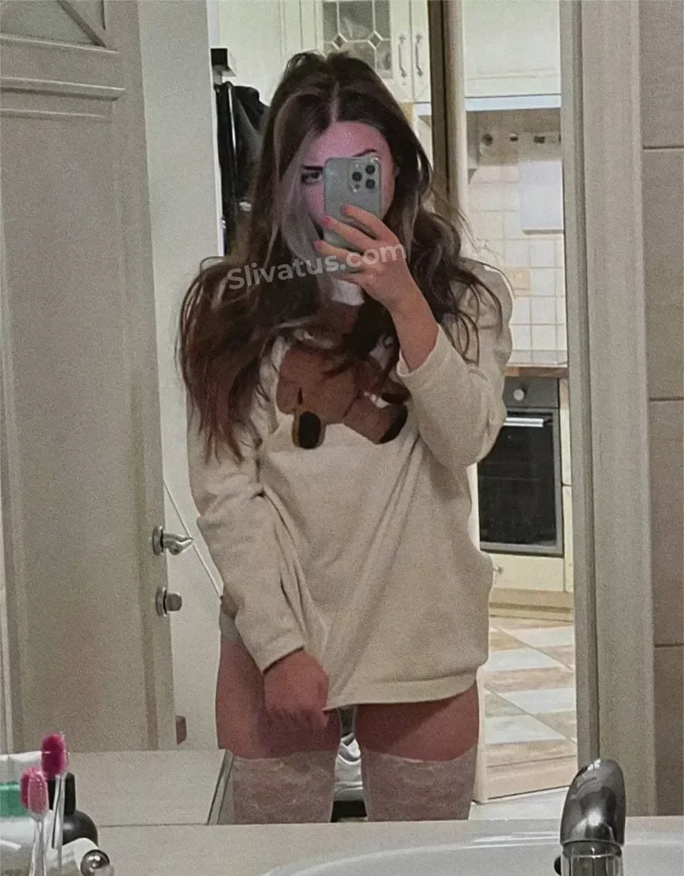 Приватный Слив блогерши Аринян (AhriNyan) 18+