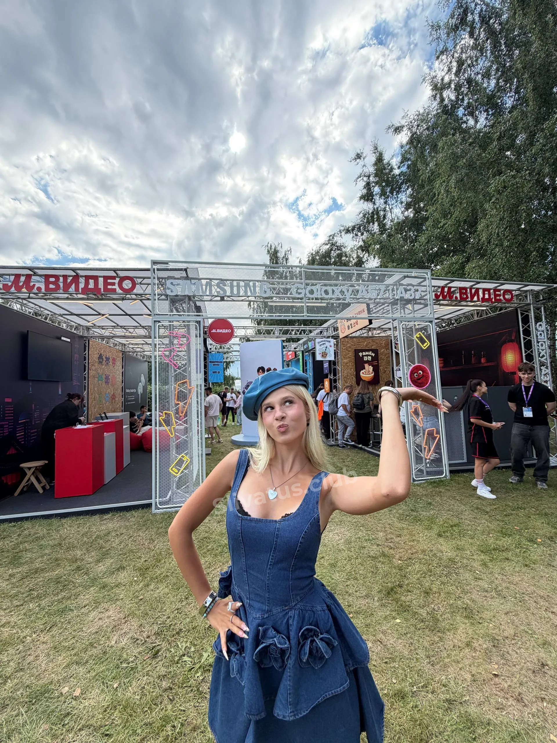 Приватный Слив интимного фото блогерши SteshOK (Стешочек)
