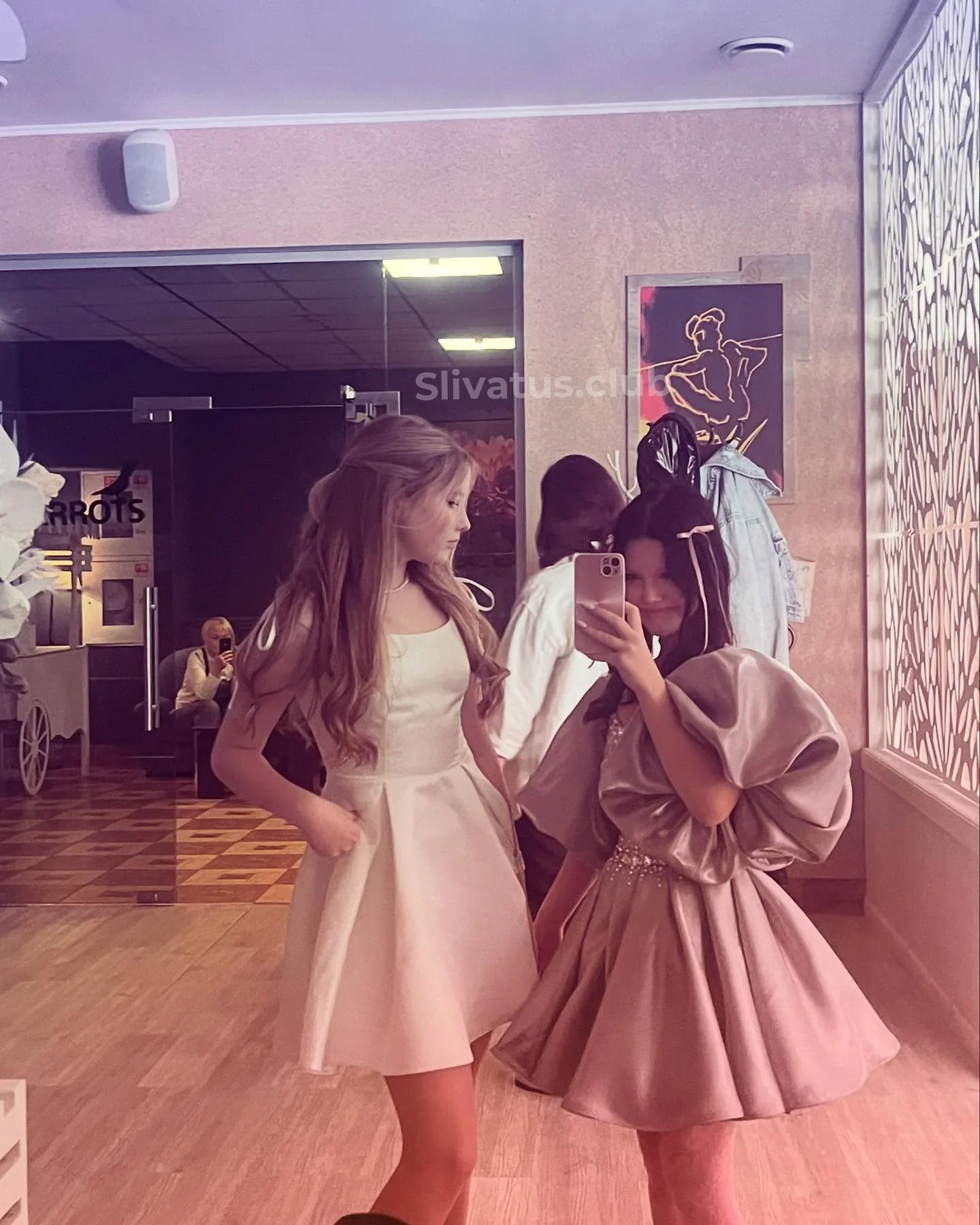 Русской Слив тик токерши Виолетта Веснина