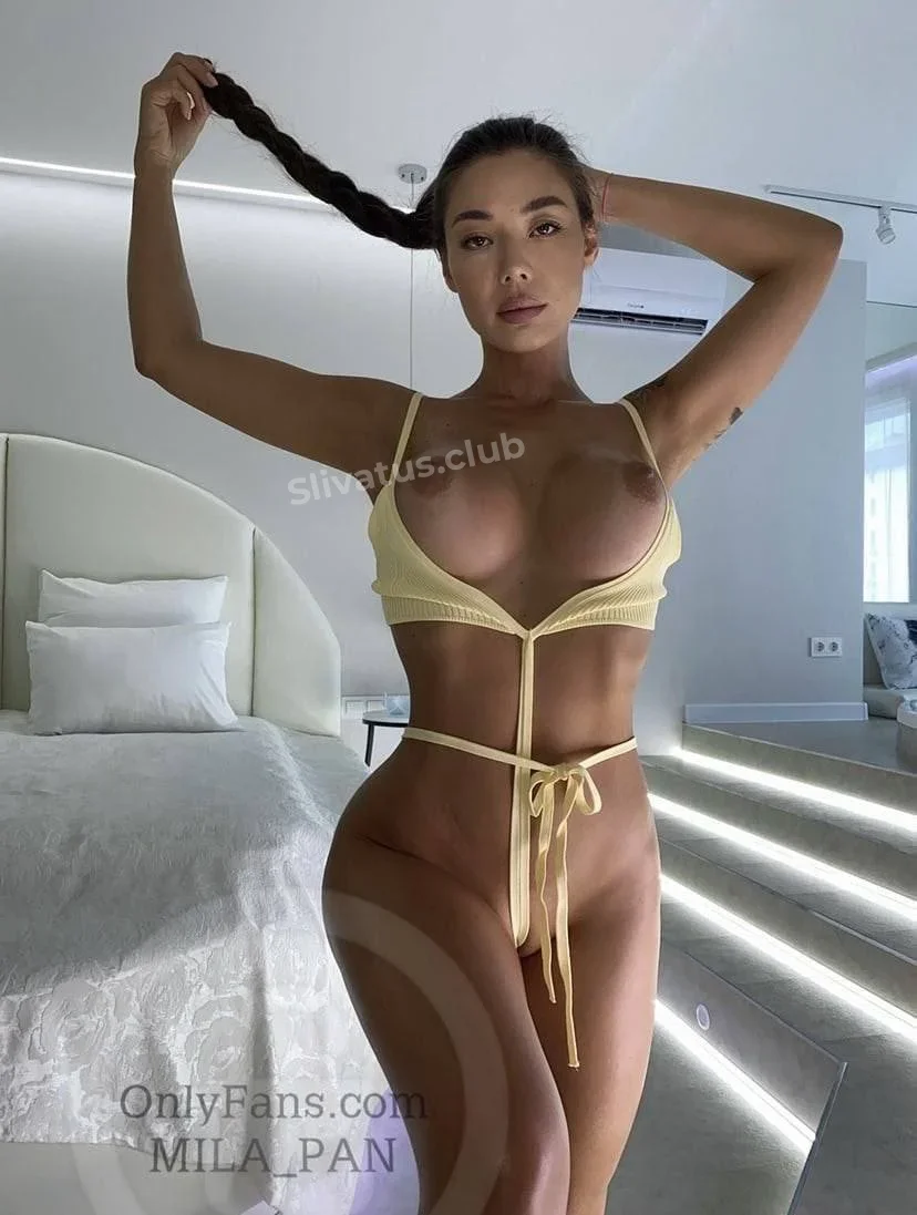 Скандальный Mila_Pan модель без одежды