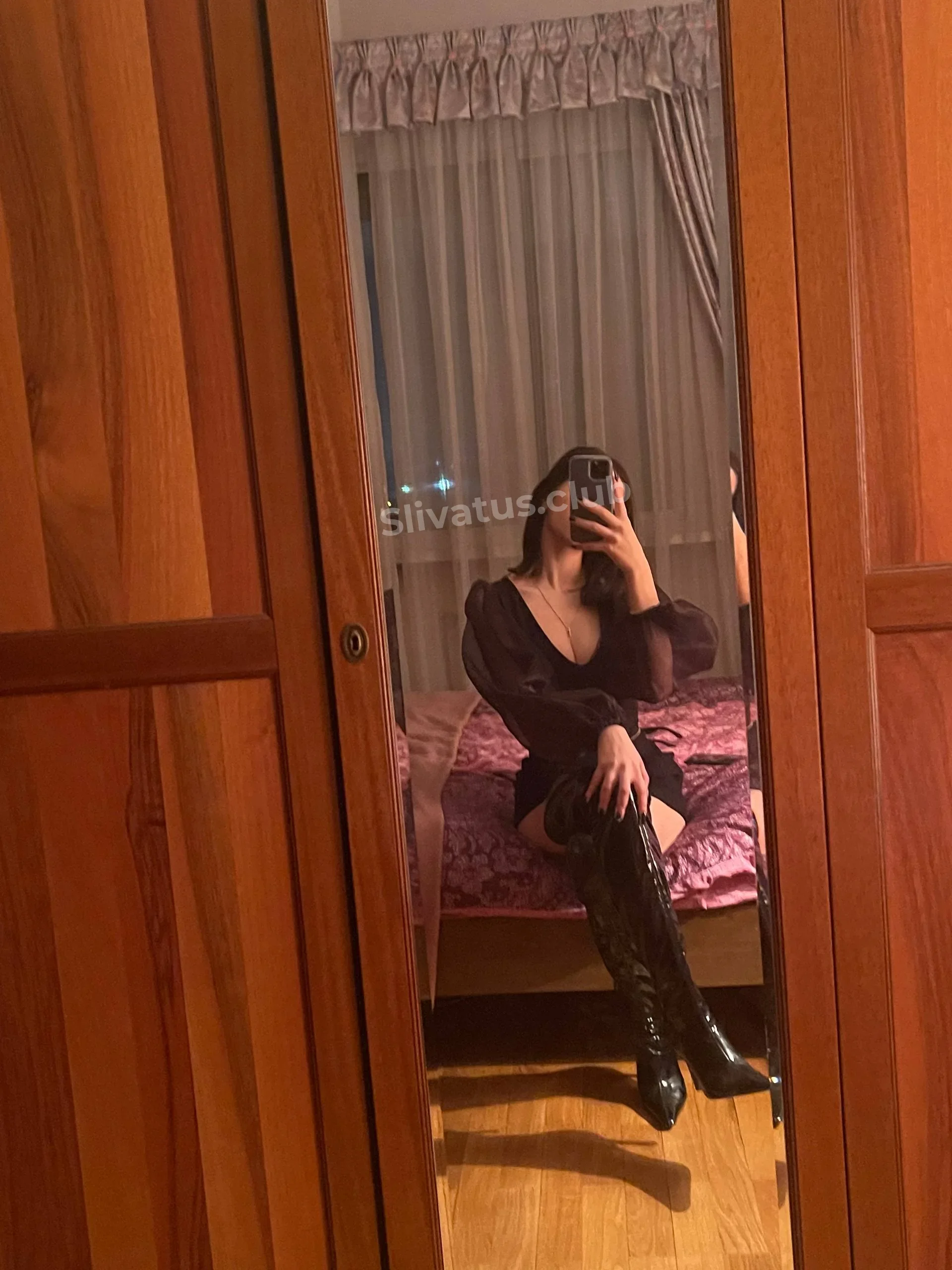 Слитое Свежий слив видео тиктокерши onlykrisssty (onlykrissstii)