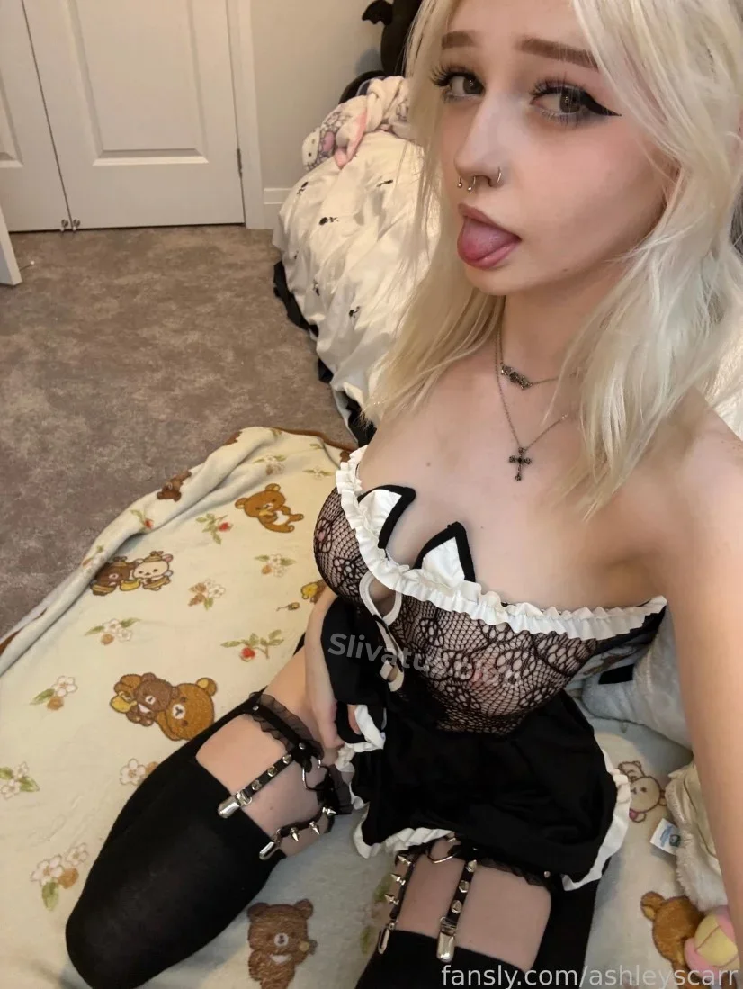 ТГ 9bitez (ashley scarr) модель без одежды