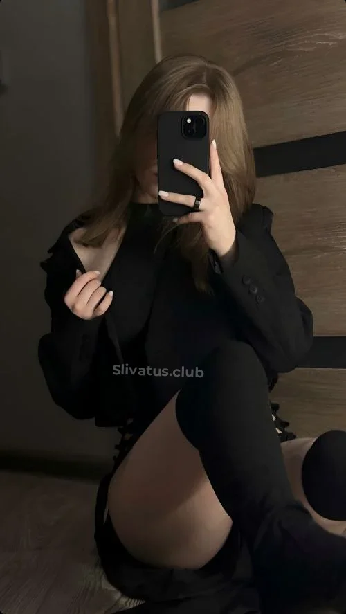 Тикток Утечка фото модели Vwemor (kewweol)