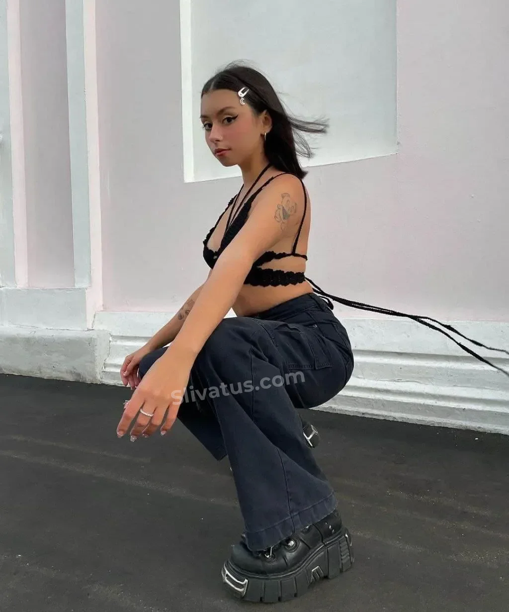Утечка Голая тиктокерша Дора (mentaldora) на фото