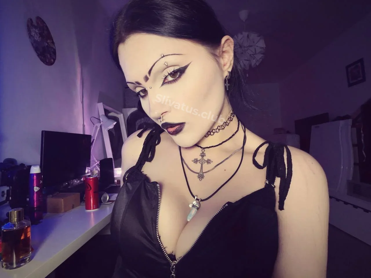 Утечка Порно слив тик токерши amina moonlight (ammoonlight)