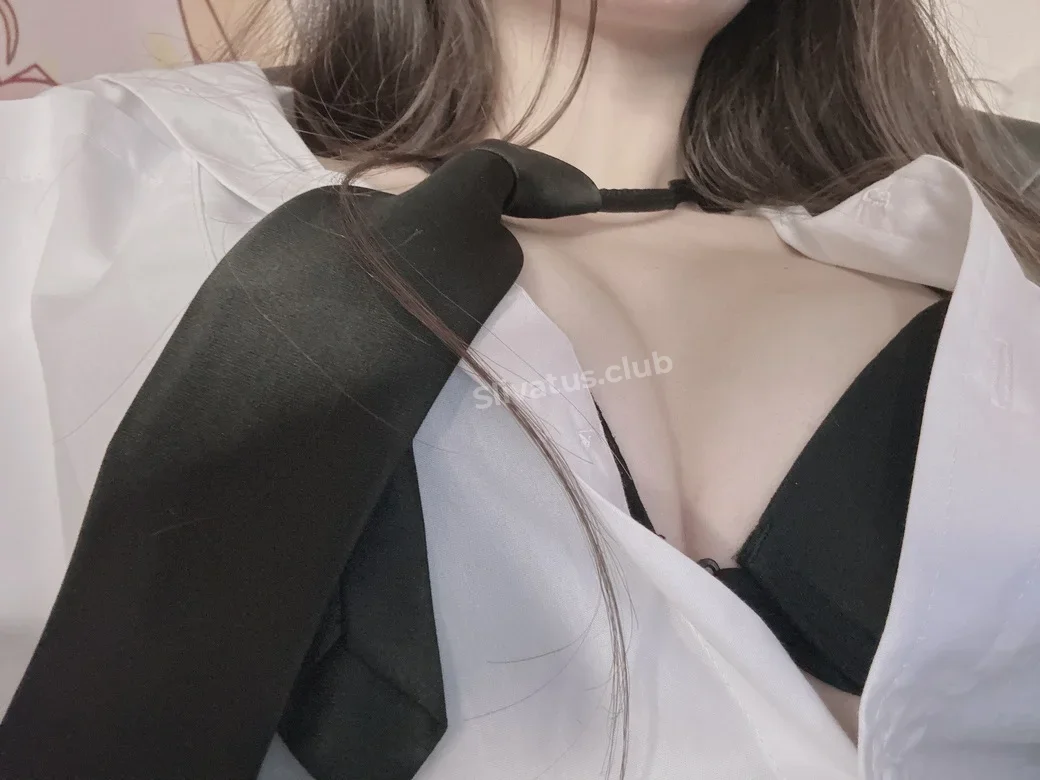 Утечка Приватное фото тиктокерши Annarainlee